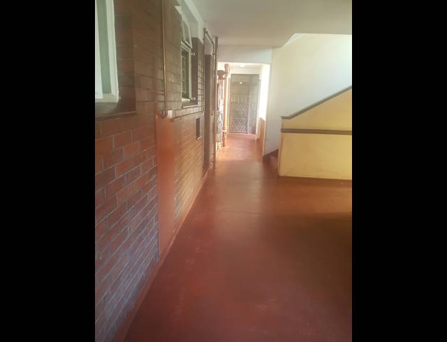 1 BEDROOM ROOM TO LET IN DURBAN CENTRAL